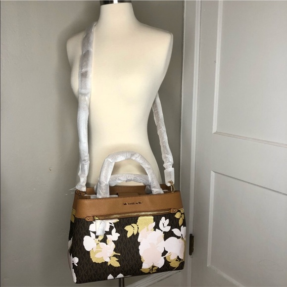 Michael Kors Hailee MD satchel - Picture 7 of 8